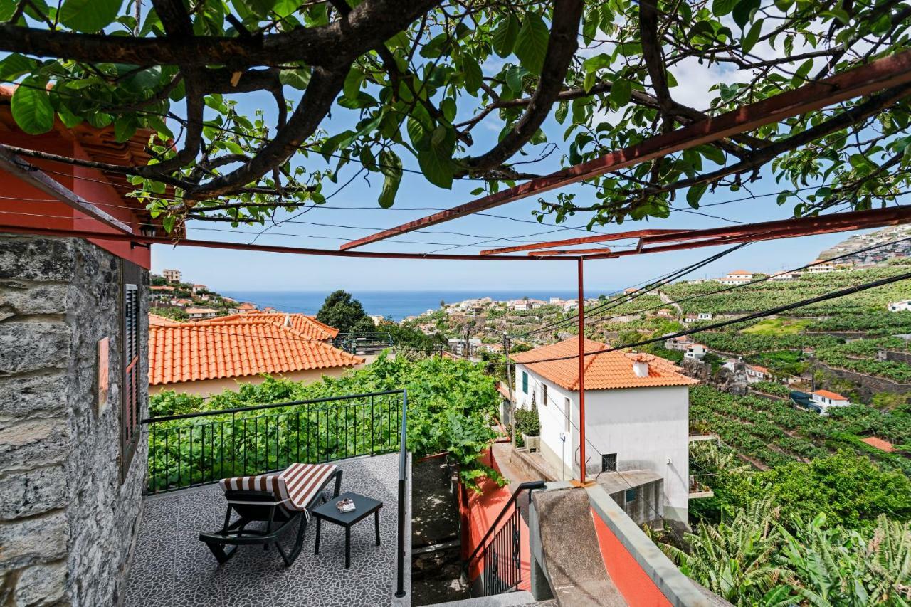 Casa Da Aldeia By An Island Apart 卡马拉-德洛布什 外观 照片